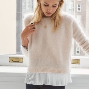 🌸**SOLD** Sézane Auguste Pull in Nude🌸